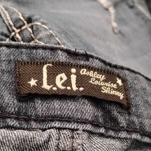 lei Women's Skinny Jeans - Deep Blue